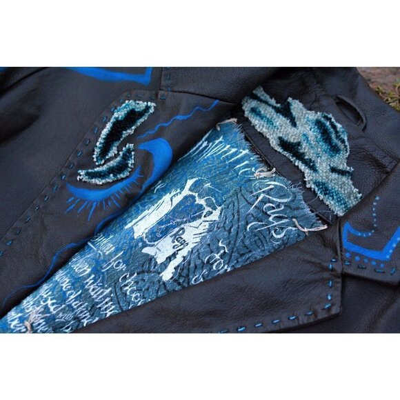 Vintage brown lambskin jacket; Hand painted, blue abstract unique hearts fringe - Picture 6 of 16